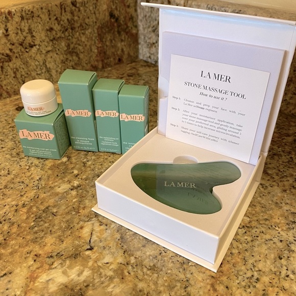 La Mer Massage Gift Set - Picture 3 of 5